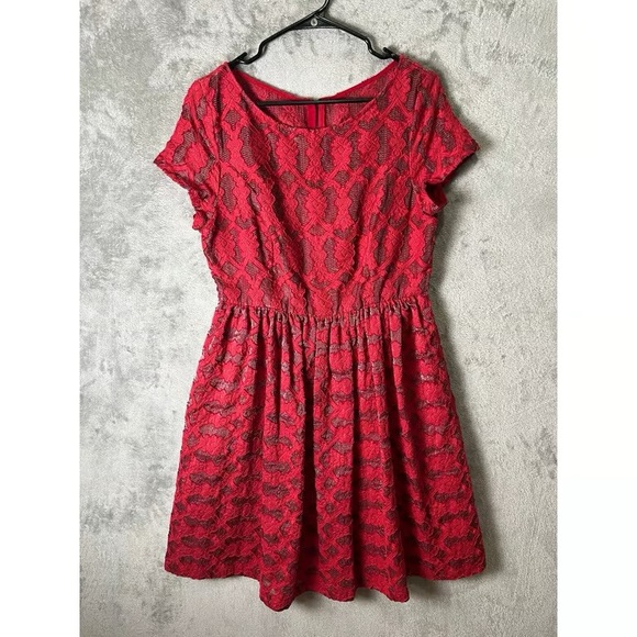 Dresses & Skirts - Red Lace Short Sleeve Fit-and-Flare Dress